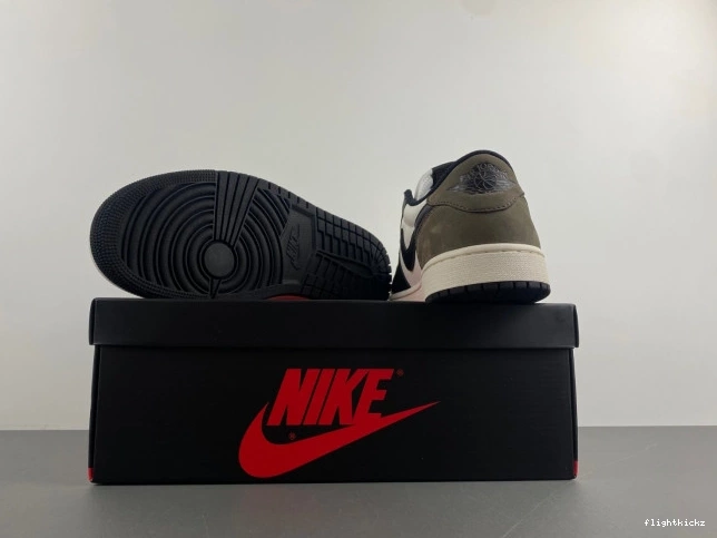 CZ0790-102 OG Jordan Mocha Air Low 1 0822
